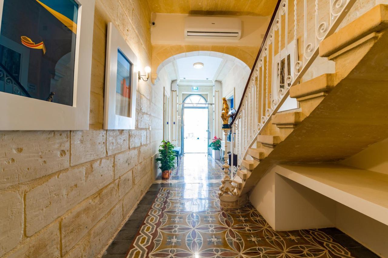 Monreal Boutique Townhouse - R024Rm3 Hotel Paola Exterior foto